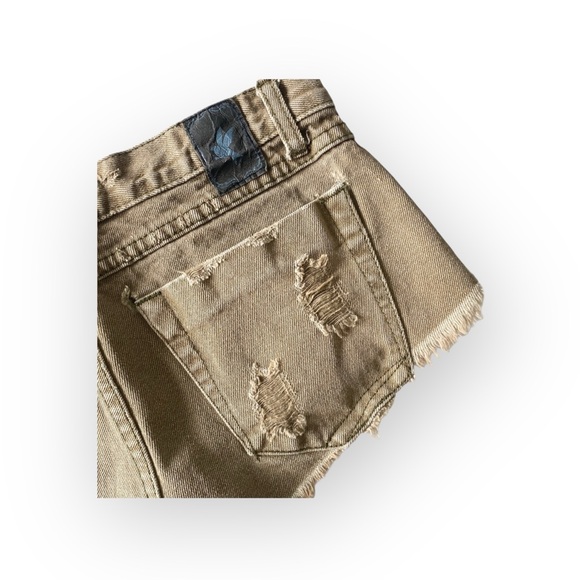 VHTF: One Teaspoon ☻︎ OG Original Trash Whores ☻︎ Denim Destroyed Cut Off Shorts - Picture 12 of 16